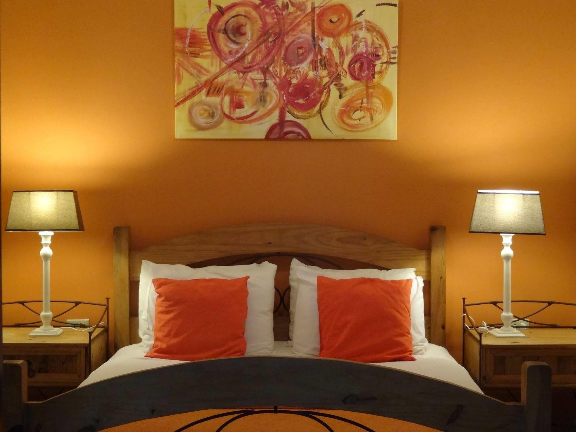 Brisas Studio Apartments (Adults Only) Παλμ Μπιτς Εξωτερικό φωτογραφία